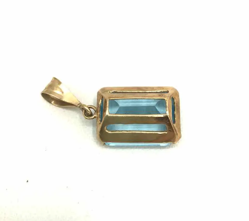 14K Gold Blue Topaz 14K-Charm