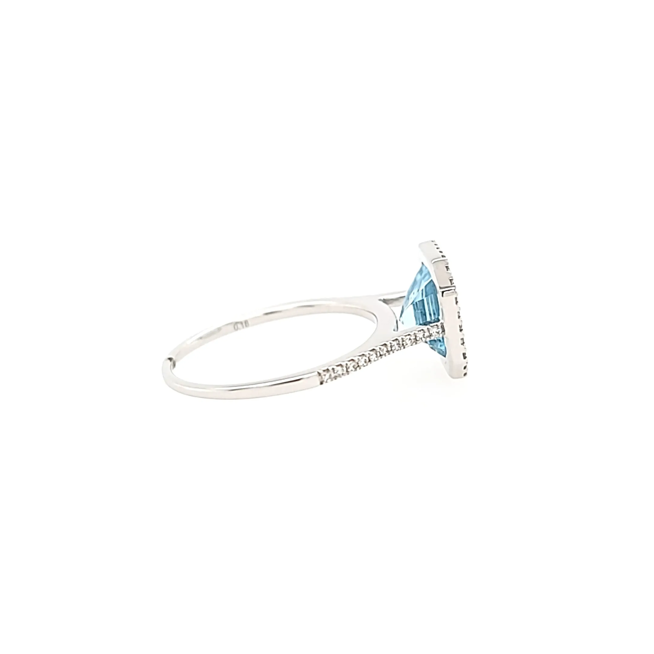 14k White Gold Aquamarine & Diamond Ring (I7411)