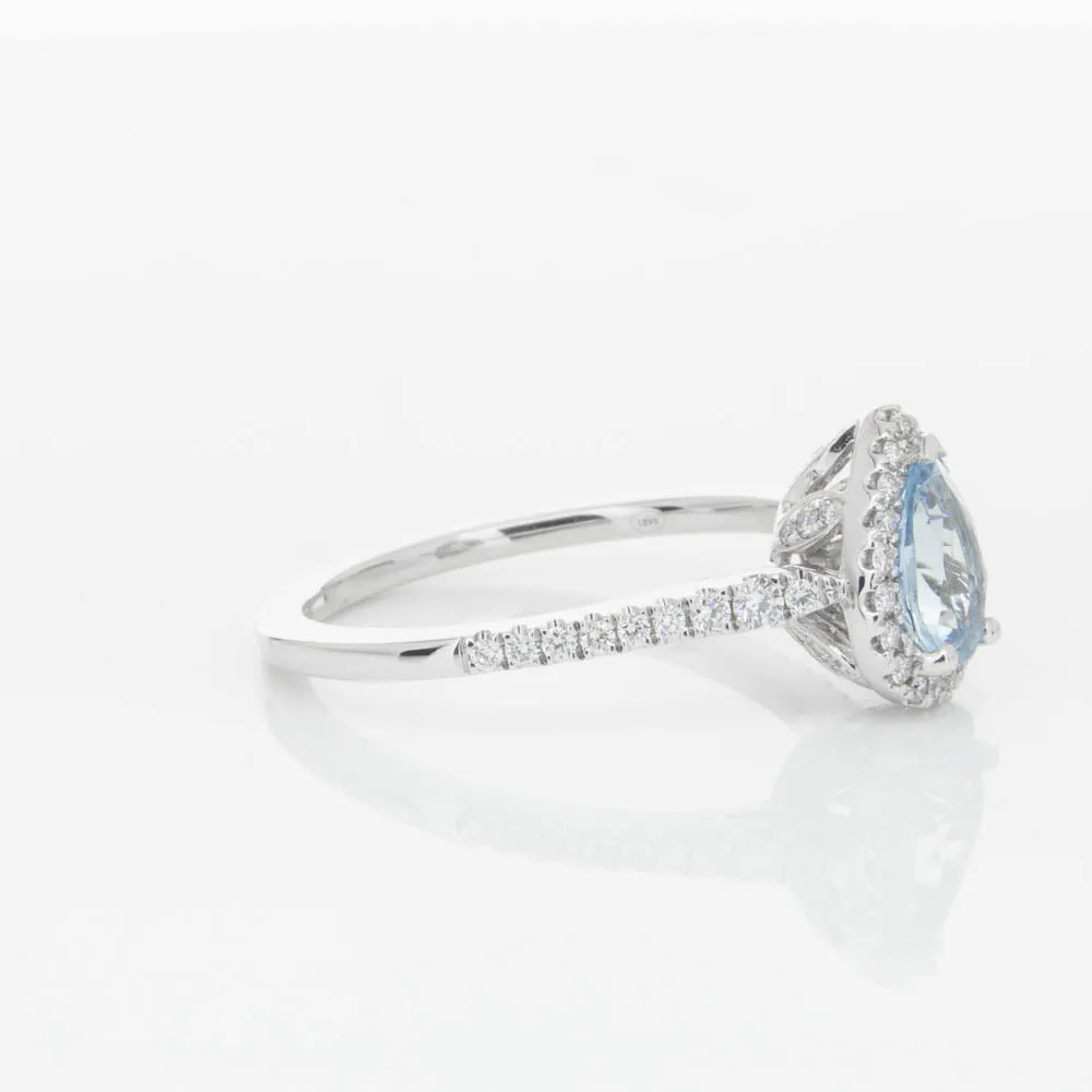 18ct White Gold .56ct Aquamarine & Diamond Mini Sierra Ring