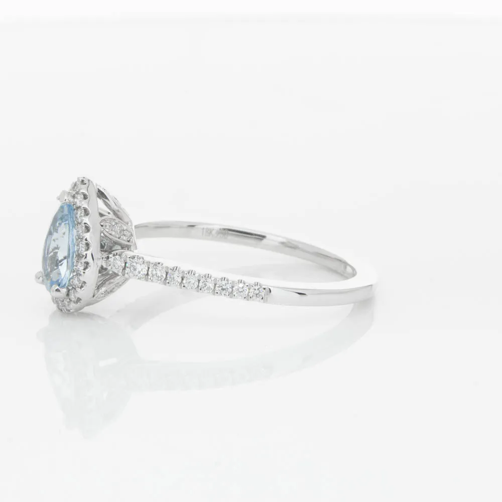 18ct White Gold .56ct Aquamarine & Diamond Mini Sierra Ring