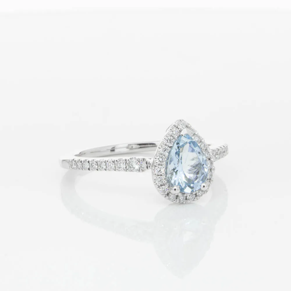 18ct White Gold .56ct Aquamarine & Diamond Mini Sierra Ring