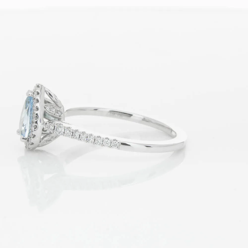 18ct White Gold .56ct Aquamarine & Diamond Mini Sierra Ring