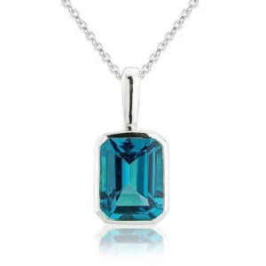 9ct White Gold Octagon London Blue Topaz Pendant MMCH060-6WLBT