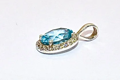 Aquamarine Premium Gemstone Oval Pendant