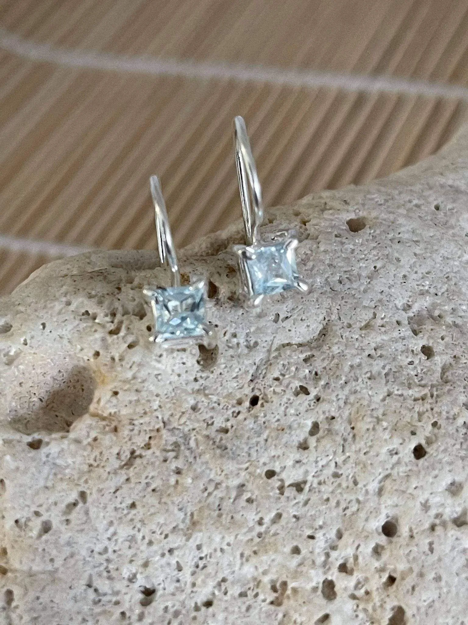 Birthstone Mini-Drops Blue Topaz