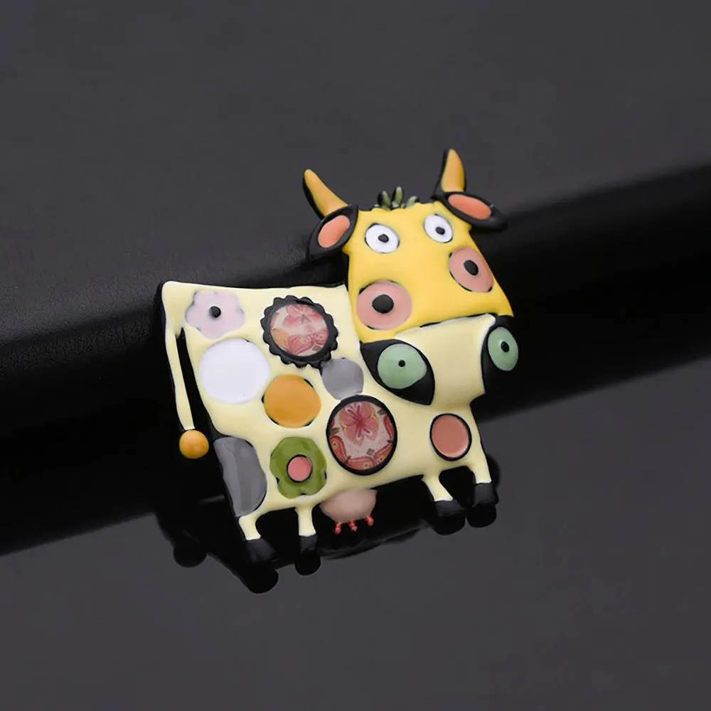 Creative Cartoon Cow Enamel Brooch Pins For Kids