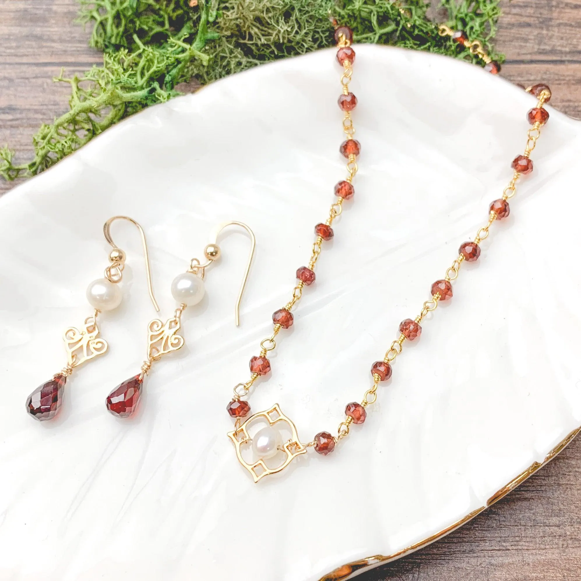 Delicate Garnet and Pearl Filigree Layering Necklace and Earrings