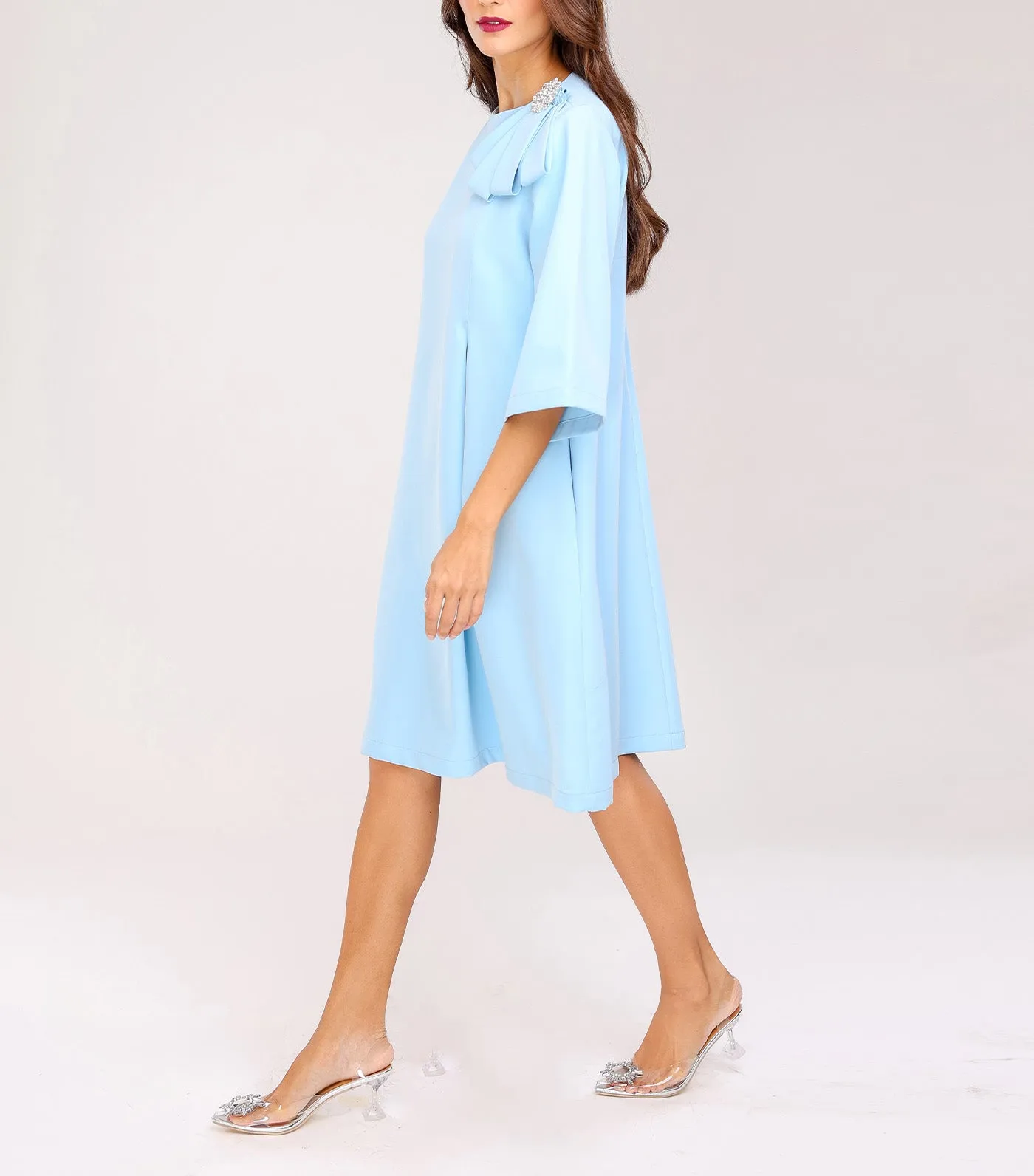 Ember Dress with Brooch Light Blue