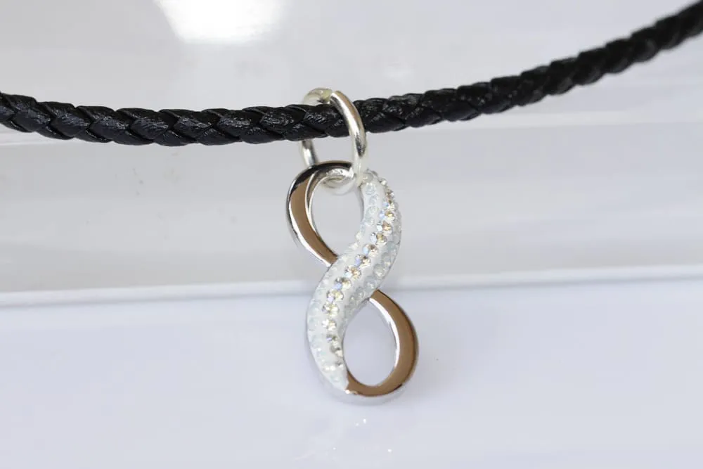 INFINITY NECKLACE