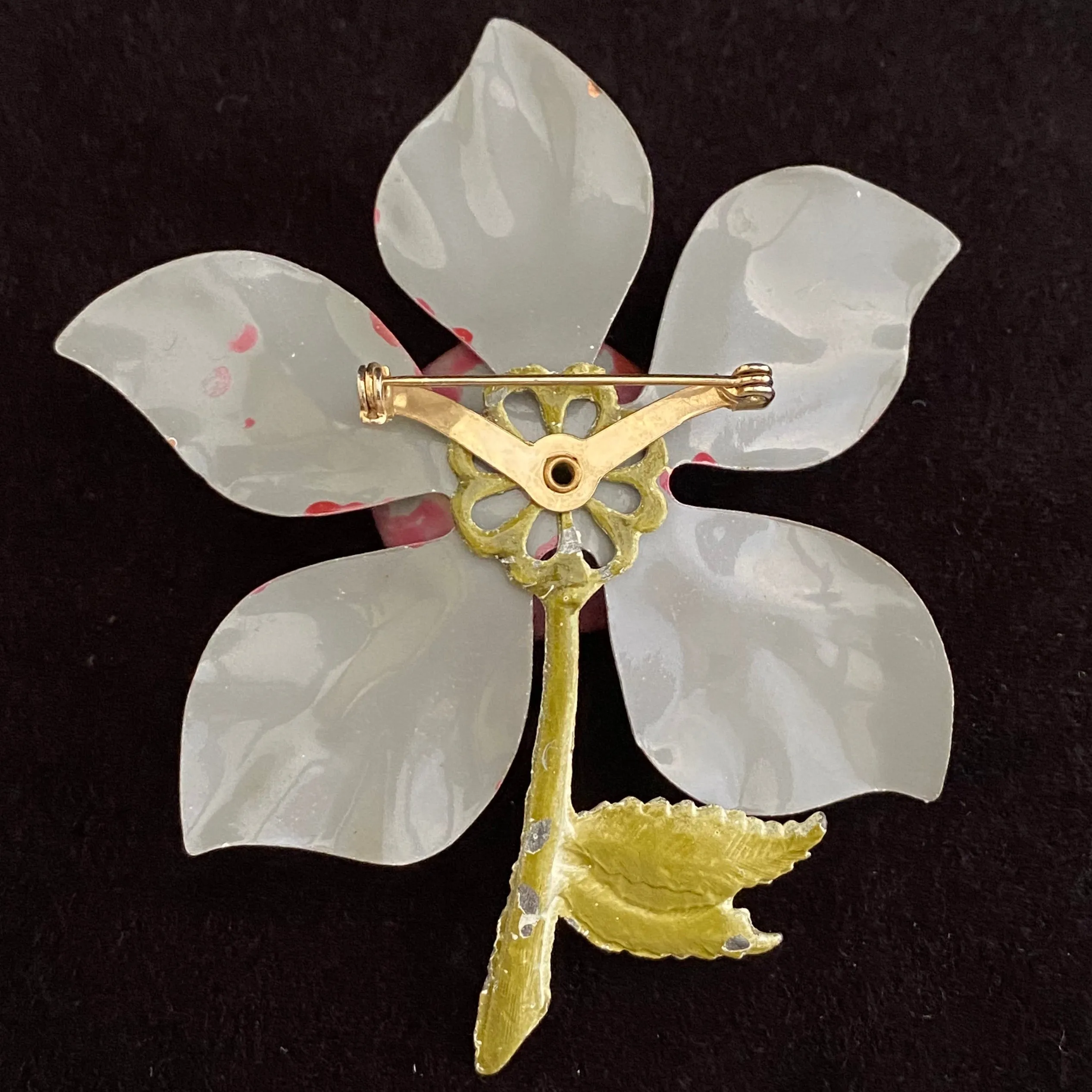 Late 60s/ Early 70s Gray Enamel Flower Pin