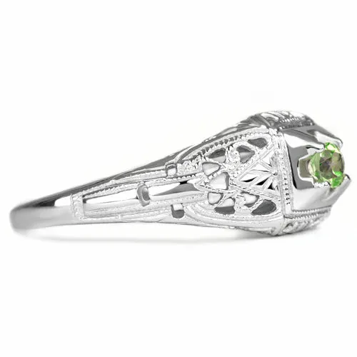 PERIDOT STERLING SILVER VINTAGE STYLE COCKTAIL RING FILIGREE PROMISE GREEN ROUND