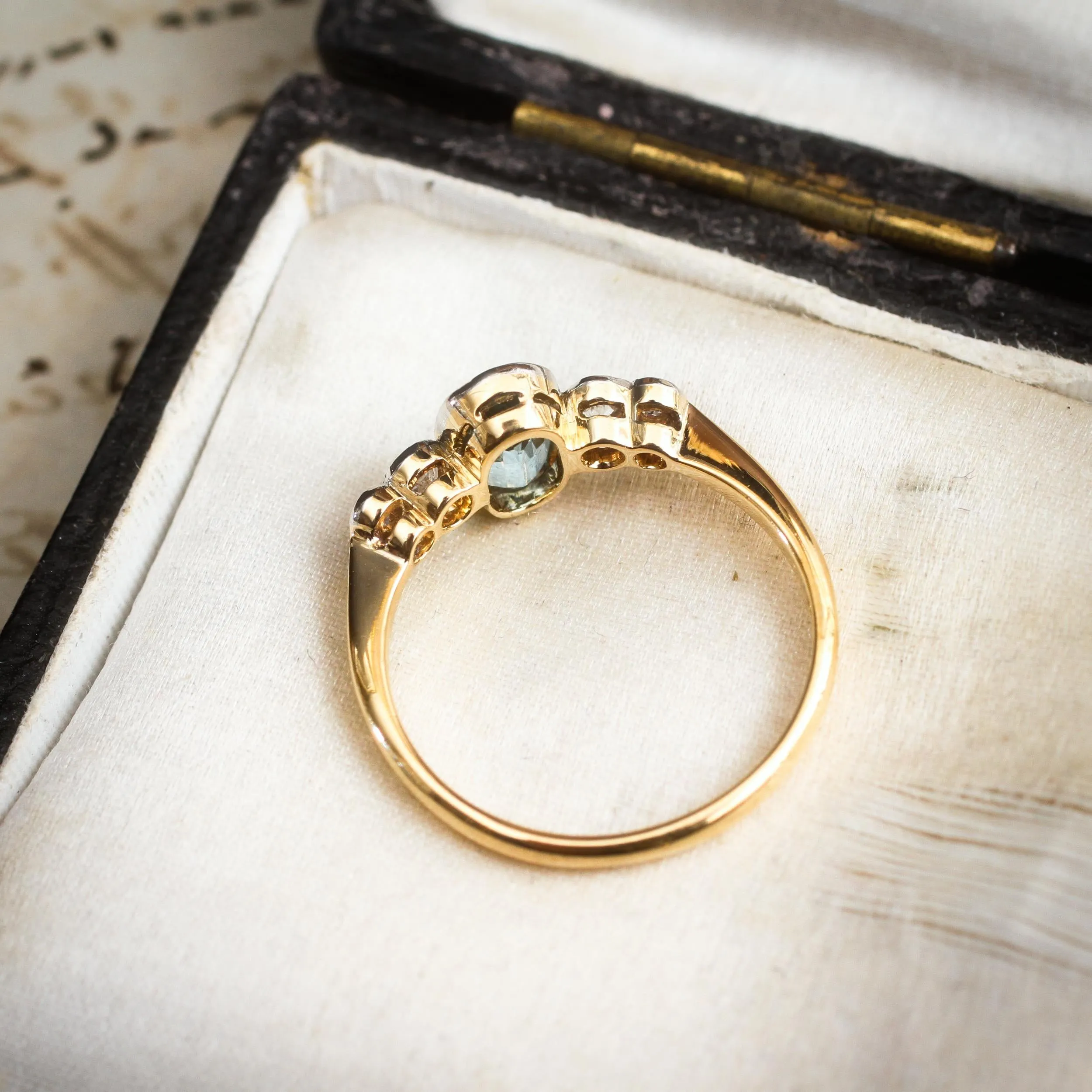 Rare Pristine Vintage Aquamarine & Diamond Ring