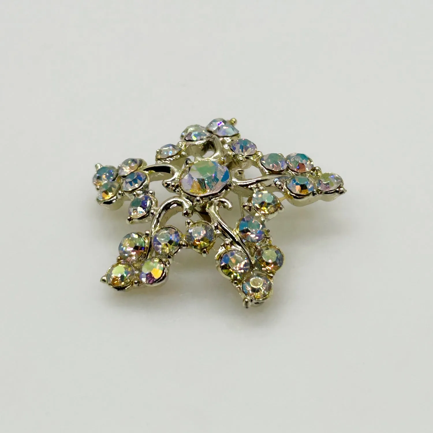 You Deserve A Gold Star! Vintage Star Brooch